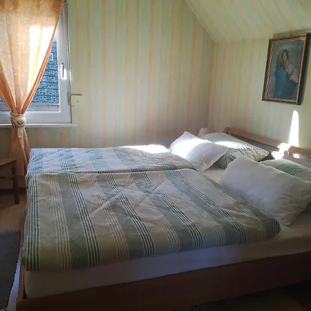 Gästezimmer Zur Alten Linde Walsdorf (Rhineland-Palatinate)